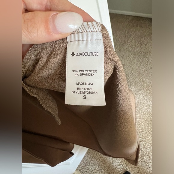 Taupe layering sleeveless jacket - Picture 5 of 6